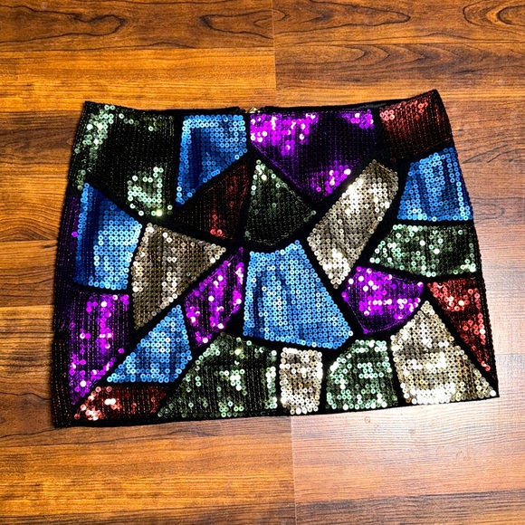LaRok Dresses & Skirts - Sequins Multicolor Sequin Mini Skirt- like New